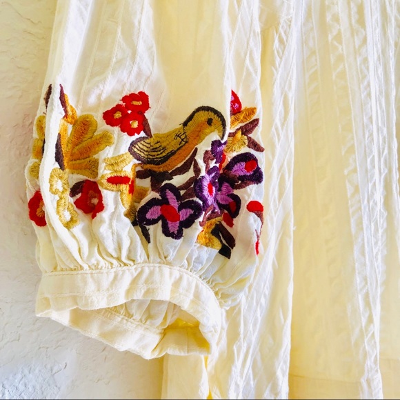 Theme Boutique Embroidered Puff Sleeve Peasant Top - Picture 2 of 9